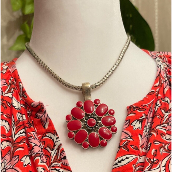 Premier Designs Reversable Enamel Pendant Teal Blue Red Flower Necklace 18" - Picture 1 of 8